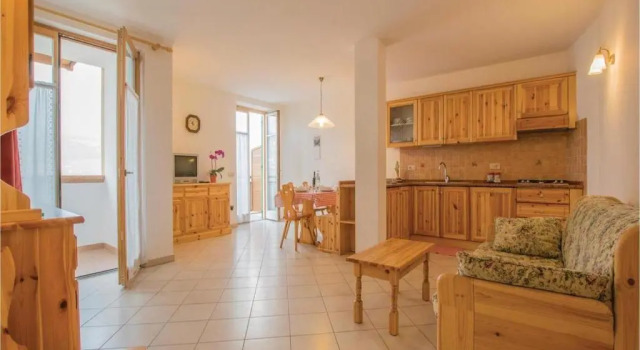 Agritur Al Paradis - Appartamenti, Забронировать Отель Трес Val di Non