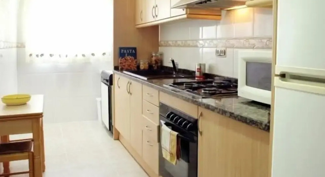 Апартаменты с 3 комнатами с балконом Apartamentos Almazor-6