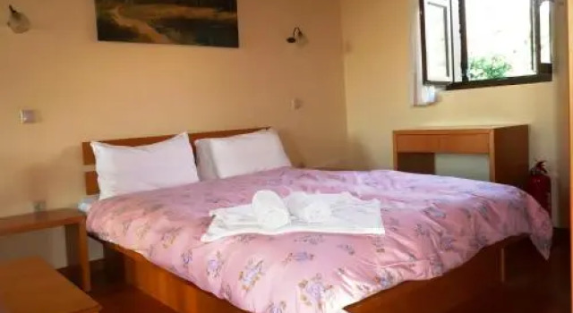 Maison Viros, Book Hotel Hotels in Messenia Regional Unit with a Pool, Swimming Pool