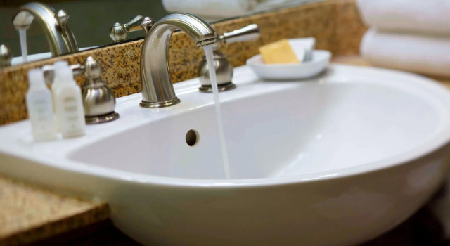 Четырёхместный номер Standard Renaissance Columbus Downtown Hotel