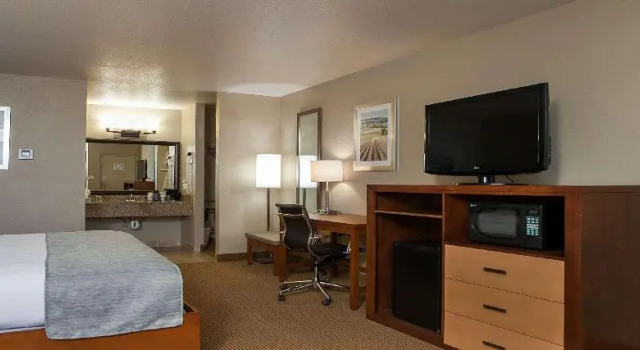 Номер Standard Best Western Foothills Inn