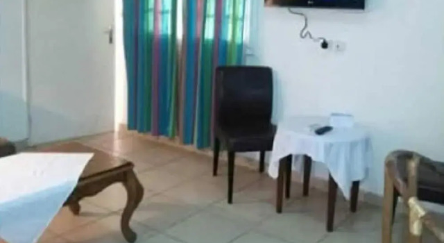 Hotel Du Littoral, Забронировать Отель Отели Порт-Жантиль 3 звезды, 3*