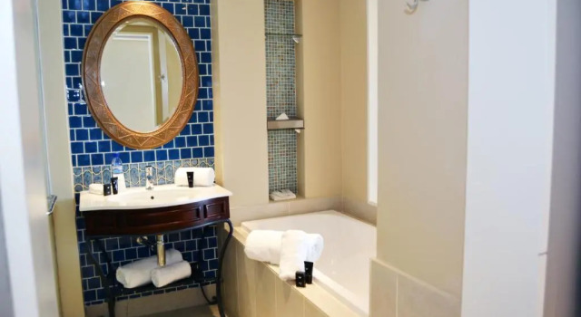 Standard Casal quarto Southern Sun Maputo