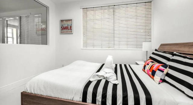 Апартаменты с 2 комнатами South Beach Suites in Ocean Drive