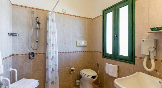 Четырёхместный номер Standard Hotel Baia Marina