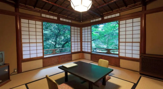 Четырёхместный номер Japanese-Style с видом на реку Fukuzumiro