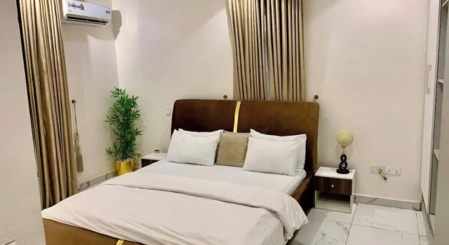 Апартаменты Economy Holbeck  Apartment