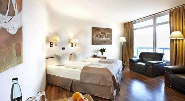 Номер Standard Hotel Plöner See by Tulip Inn