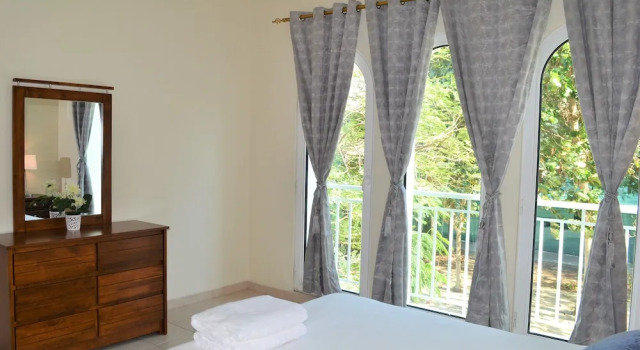 NMR - New Spacious Studio flat