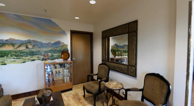 Ramada Of Alpine, Book Hotel Hoteller i Alpine med parkering, Parkering