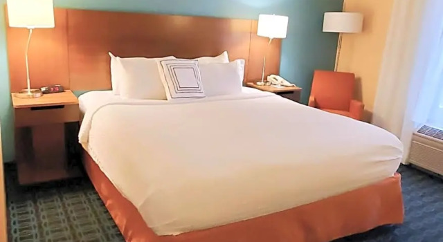 Номер Standard Fairfield Inn & Suites by Marriott Cleveland Avon