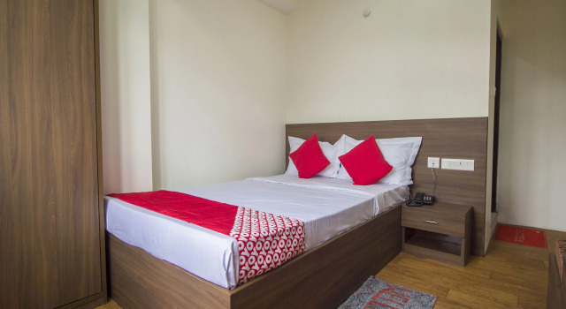 OYO 22743 Rising Inn, Book Hotel Hotels in Sikkim with Parking, Parking
