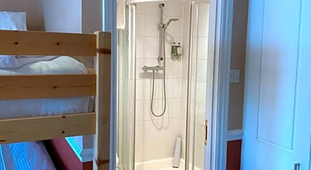 Четырёхместный номер Standard с видом на море The Wellington Hotel