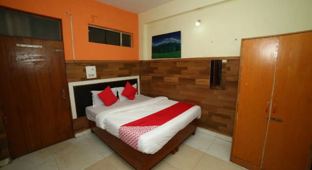 Collection O O 16710 Leelas Guest House