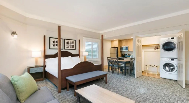 Люкс Deluxe Carlisle Inn Sarasota