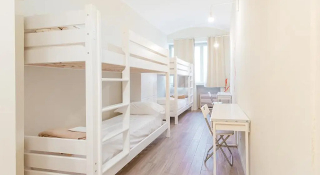 Кровать в общем номере Tomato Urban Retreat