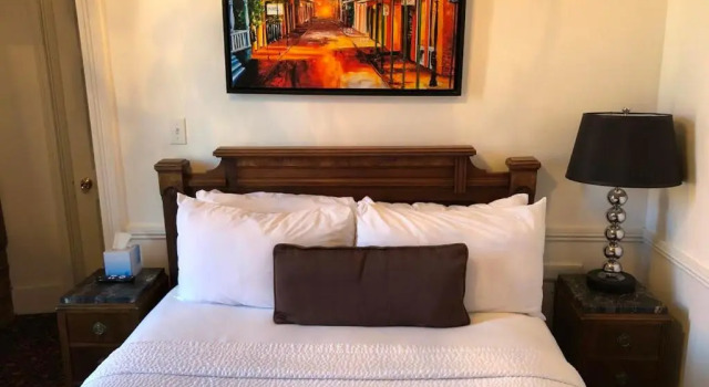 Номер Economy Lafitte Hotel & Bar