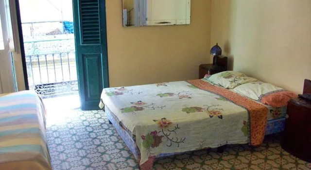 Casa Colonial Tere, Забронировать Отель Гавана Гавана, рядом с Старая площадь