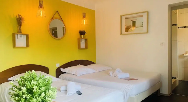 Семейный номер Standard с видом на город Hotel Bistrot FINE