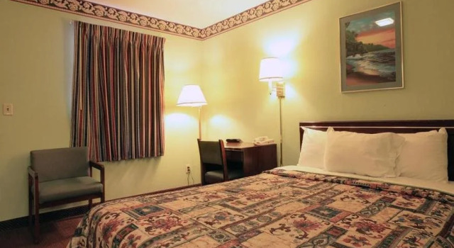 Regency Inn, Prenota Hotel Fayetteville Tennessee