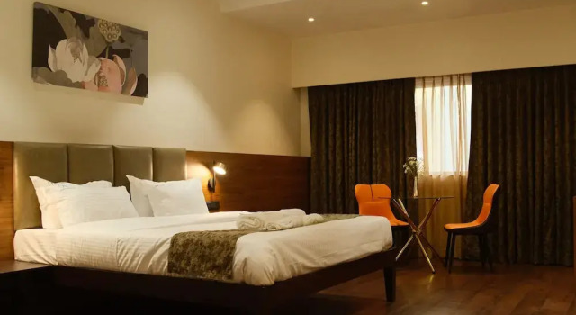 Номер Deluxe Sunstone Suites