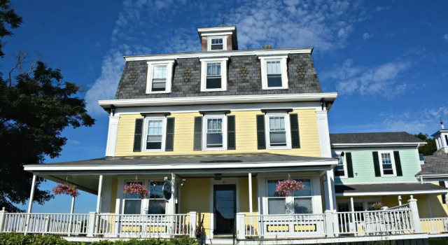 Номер Standard Harbor House Inn