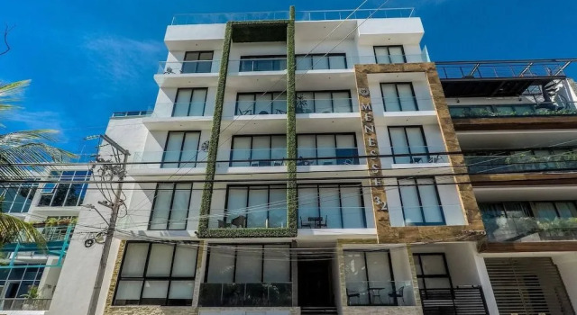 Close To Mamitas Beach, 2 Br for up to 5 sleeps and Rooftop Pool!, Rezervovat Hotel Playa del Carmen Quintana Roo