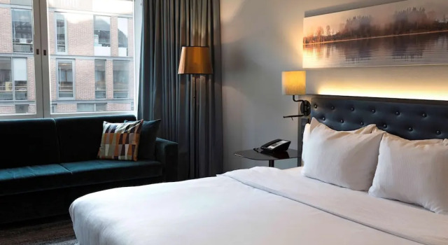 Двухместный номер Executive Hilton Helsinki Strand