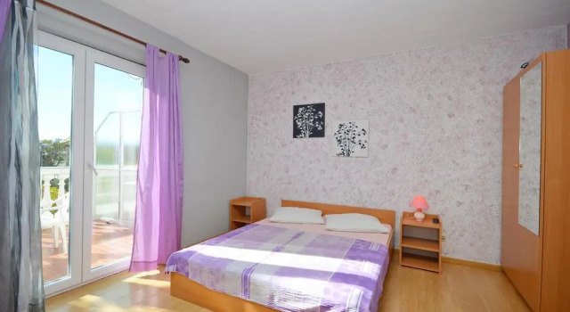 Apartments & Rooms Tony, Забронировать Апартаменты/квартира Отели Трибунь с бассейном, рядом с Пристань для яхт Трибуни, Бассейн