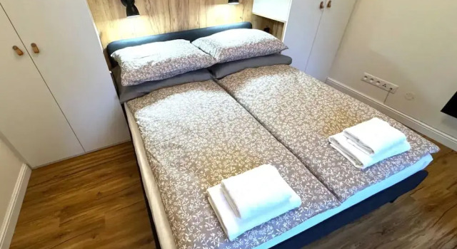 Short Way Apartments GPH