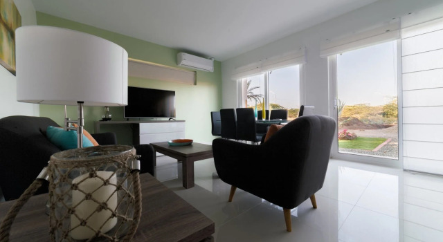 Koyari Modern Condos 9 Bedroom 7 Bathroom, Varaa Hotelli Noord Aruba