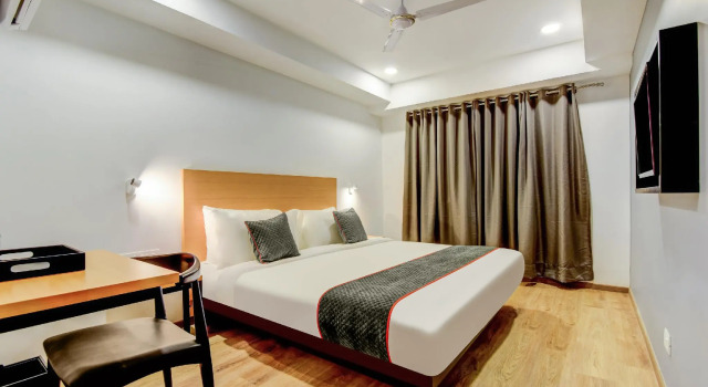 OYO Townhouse 115 Patel Nagar