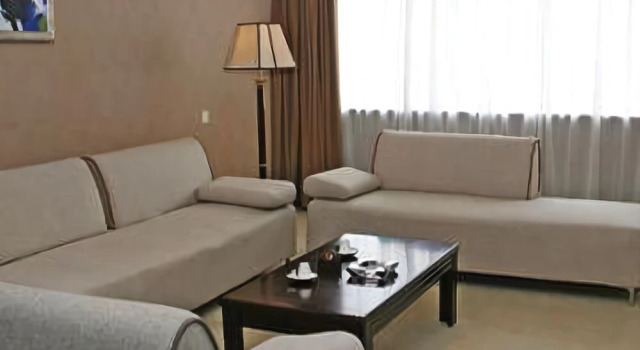 Ruifeng International Hotel, Prenota Hotel Xinyi Jiangsu