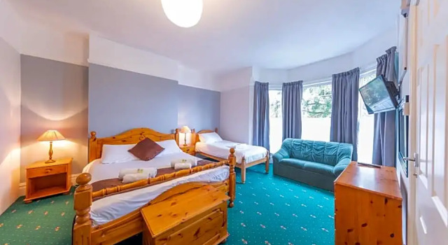 Семейный номер Standard The Clee Hotel - Cleethorpes, Grimsby, Lincolnshire