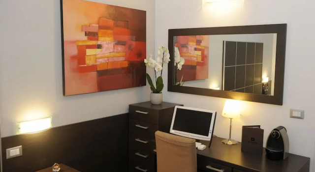 Le M Apartment