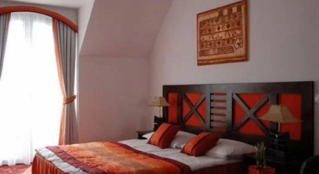 Liget Wellness és Konferencia Hotel, Rezervovat Hotel Wellness hotely v Southern Great Plain, SPA