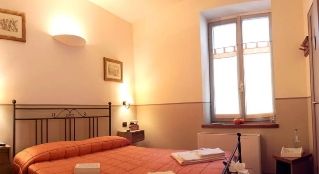 Hotel Da Benito, Varaa Hotelli Norcia 
