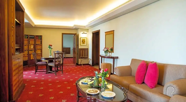 Люкс Executive Le Royal Hotel - Amman