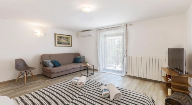 Amazing Apartment in Pula With Wifi