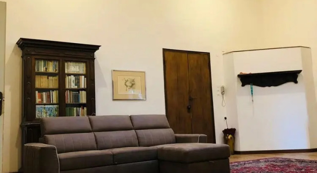 Le Case Cavallini Sgarbi di Rina Cavallini, Забронировать Отель Феррара Эмилия-Романья, рядом с Museum of Casa Romei