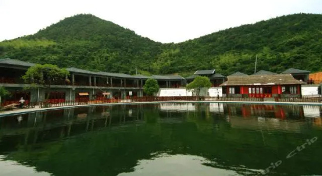 宁波九龙山庄, Prenota Hotel Hotel a Ningbo con piscina, Piscina