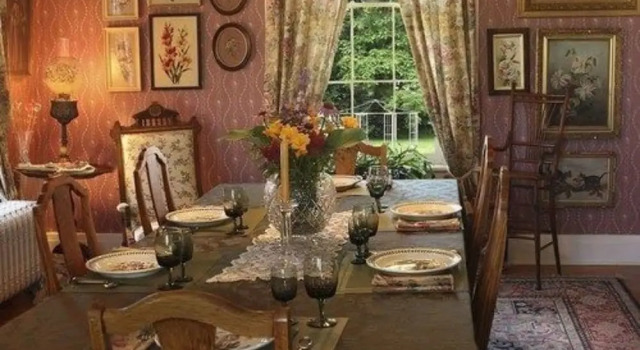 Alice's Snyder House Bed and Breakfast, Забронировать Отель Отели в центре Галена, в центре