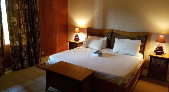 Lope Hotel