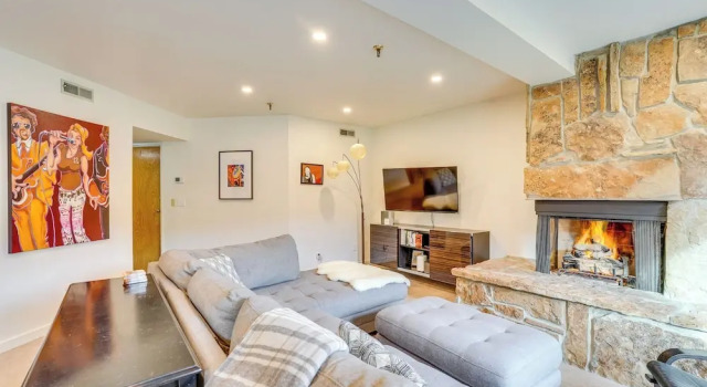 180-degree Snow Park Views: Condo Near Deer Valley, Varaa Huoneisto Deer Valley 