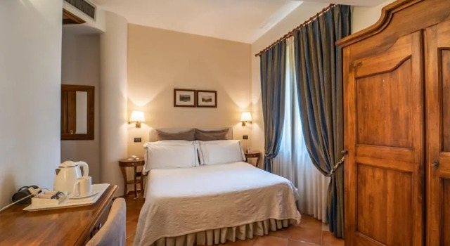 Номер Economy Four Points Flex by Sheraton Naples Marigliano