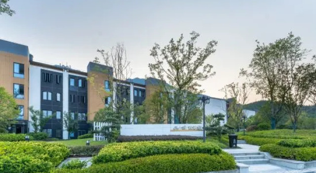 Anji Mujing Light Luxury Holiday Apartment, Prenota Appartamento Huzhou Zhejiang