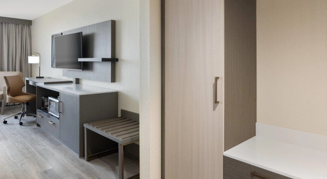Ramada Plaza by Wyndham Orlando Resort & Suites Intl Drive