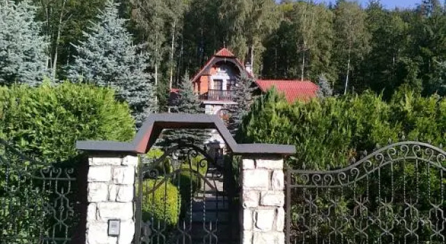 Leśny Dom, Забронировать Отель Длугополе-Здруй 