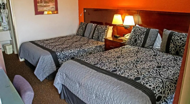 Двухместный номер Standard Americas Best Inn and Suites Emporia