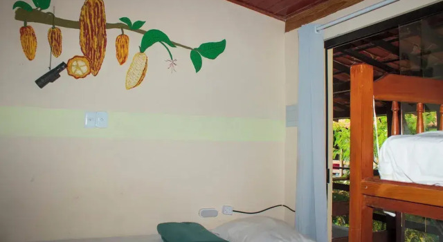 Кровать в общем номере Dendê Jazz Hostel e Pousada